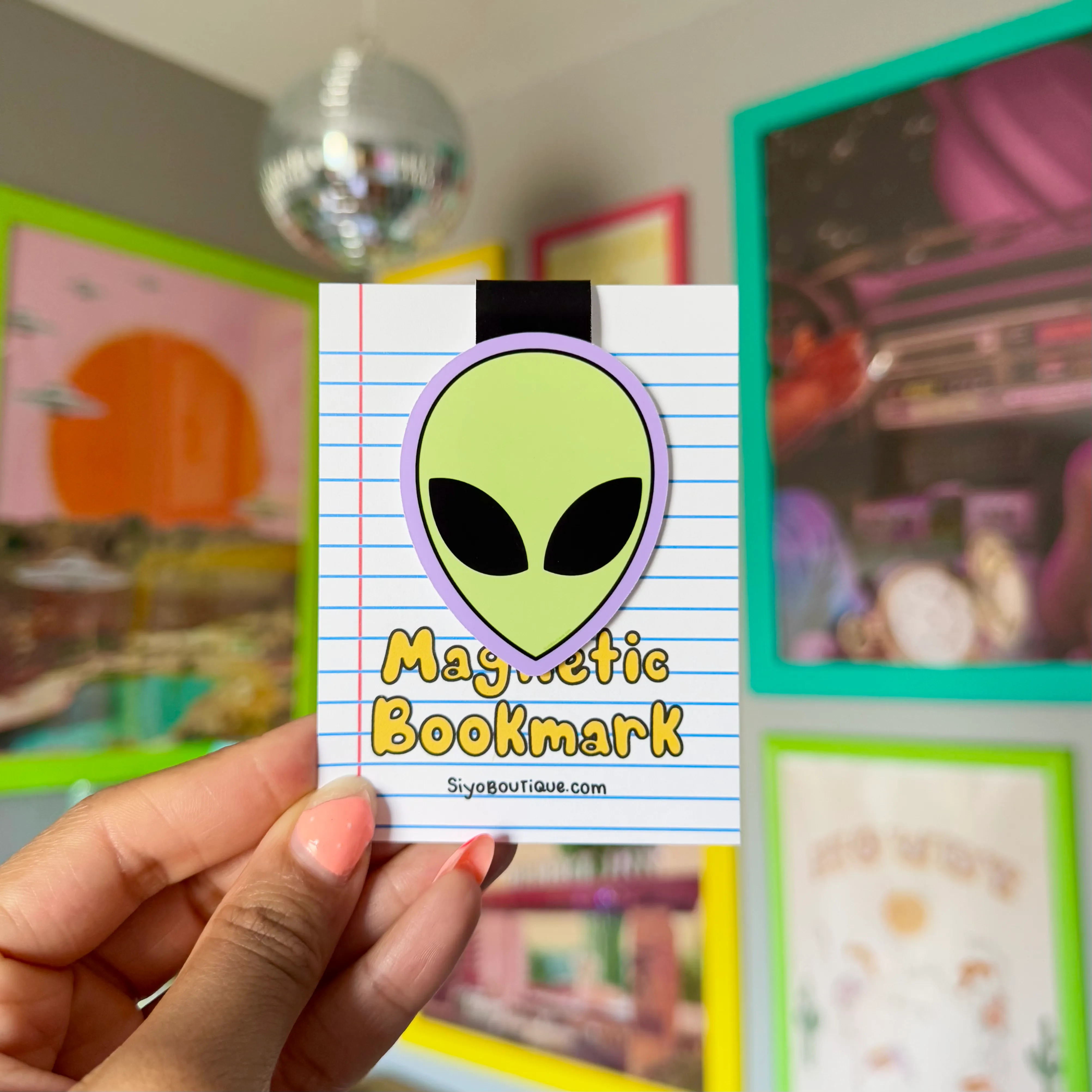 Alien Head Magnetic Bookmark - Nostalgic Bookmark