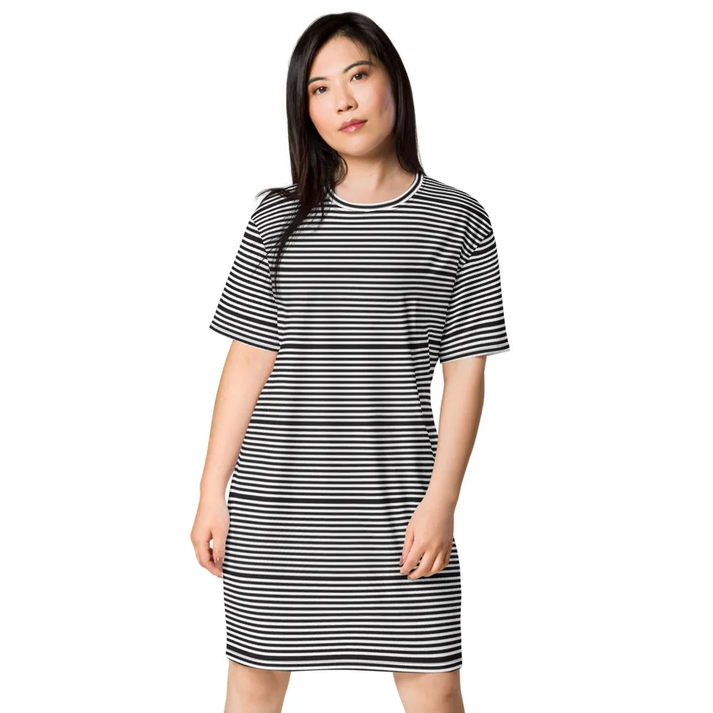 Black White Striped T-Shirt Dress, Horizontally Stripes Women's Oversized Short Sleeves Dress