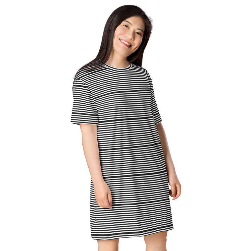 Black White Striped T-Shirt Dress, Horizontally Stripes Women's Oversized Short Sleeves Dress