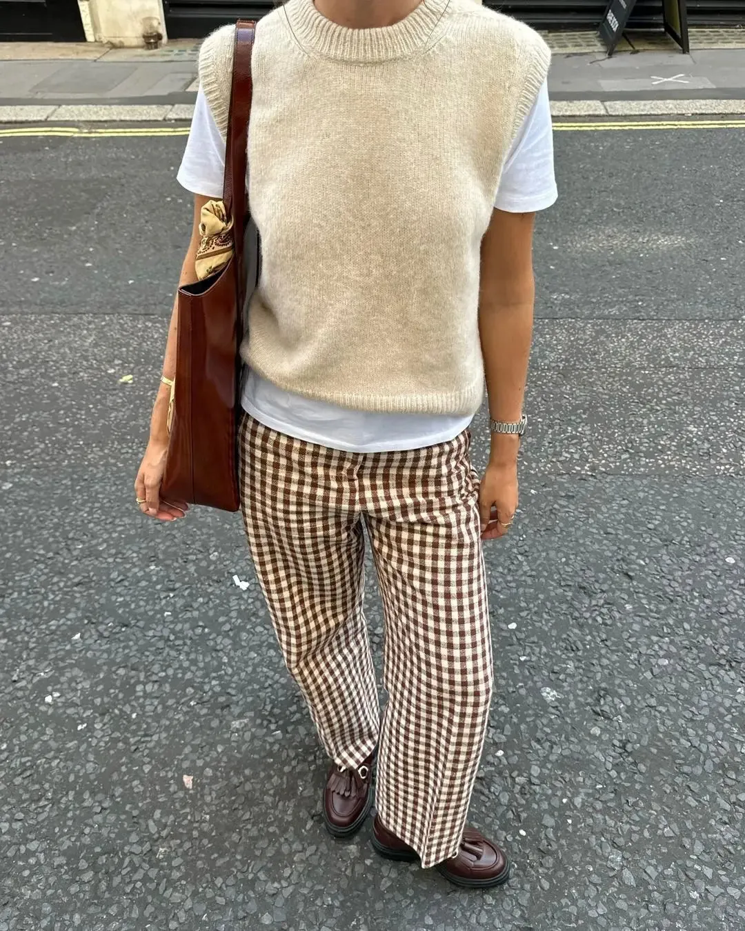 Joskaa Knitted Sleeveless Round Neck Casual Women's Vest Versatile Solid Color Simple Sweater Waistcoat Autumn Lady Commute Streetwear