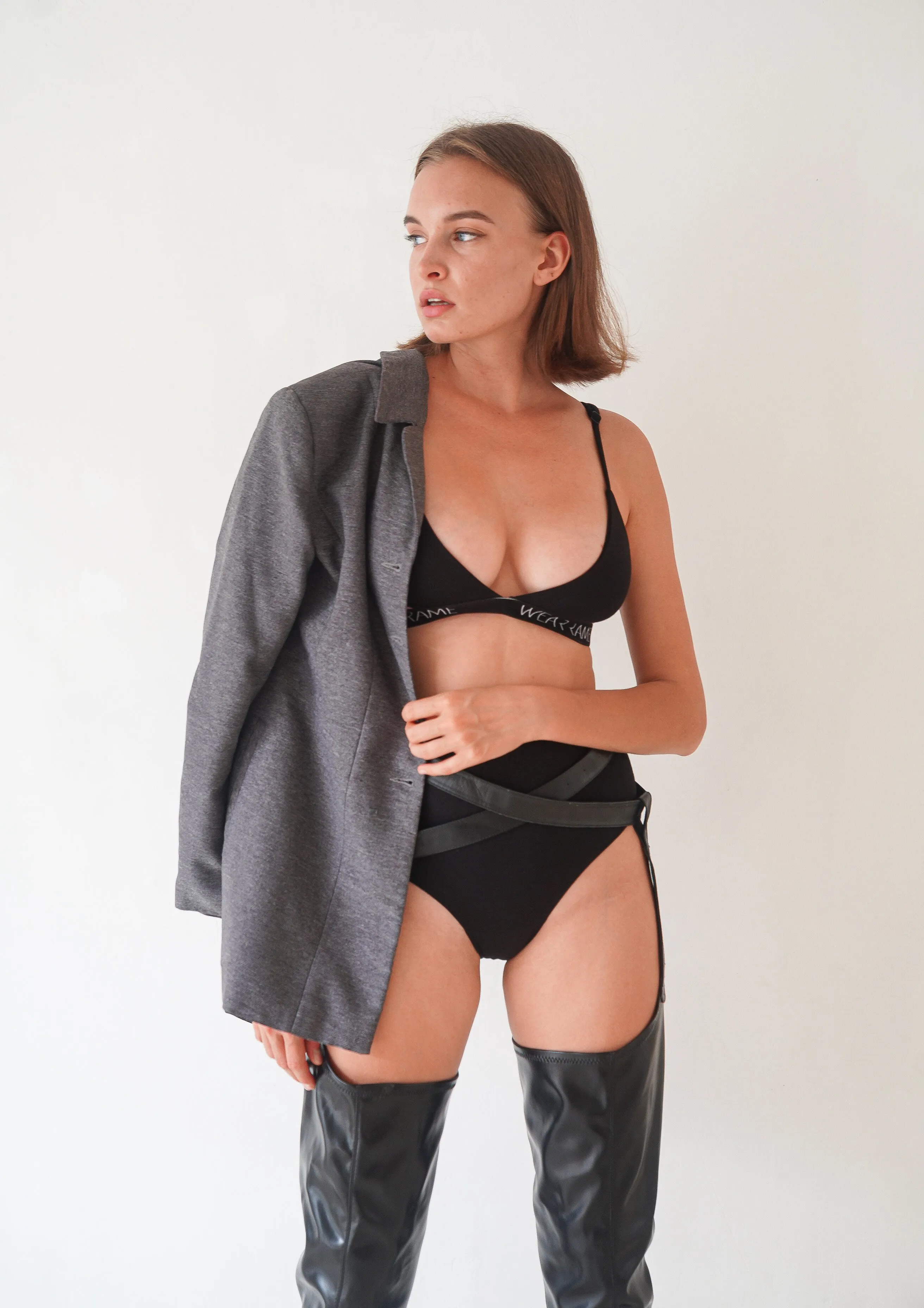 The Eirene In Black - Bottom