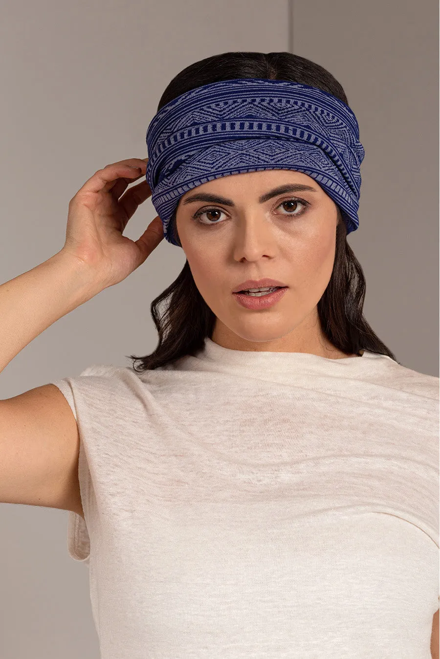 Unfreeze Scarf Cotton Color Blue & White